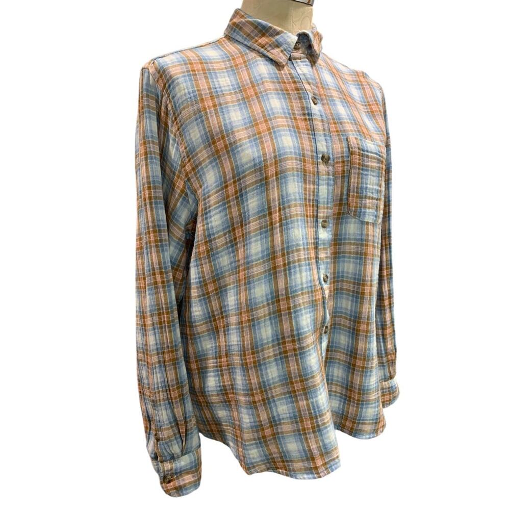 Small Universal Thread Womens Soft Button Up Plaid Shirt